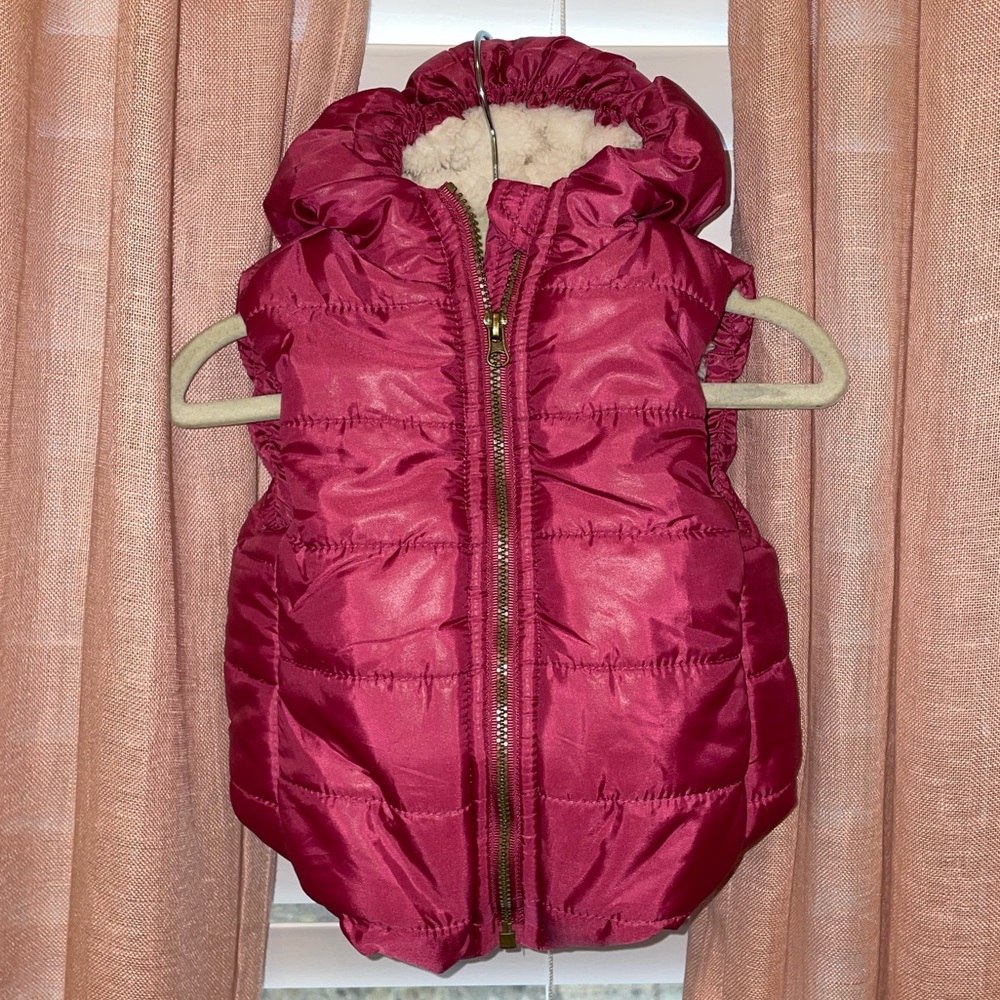 Faux shearling puffer vest sz 0-3 months